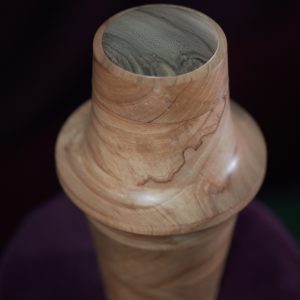 Wooden pet urn, Applewood - detail